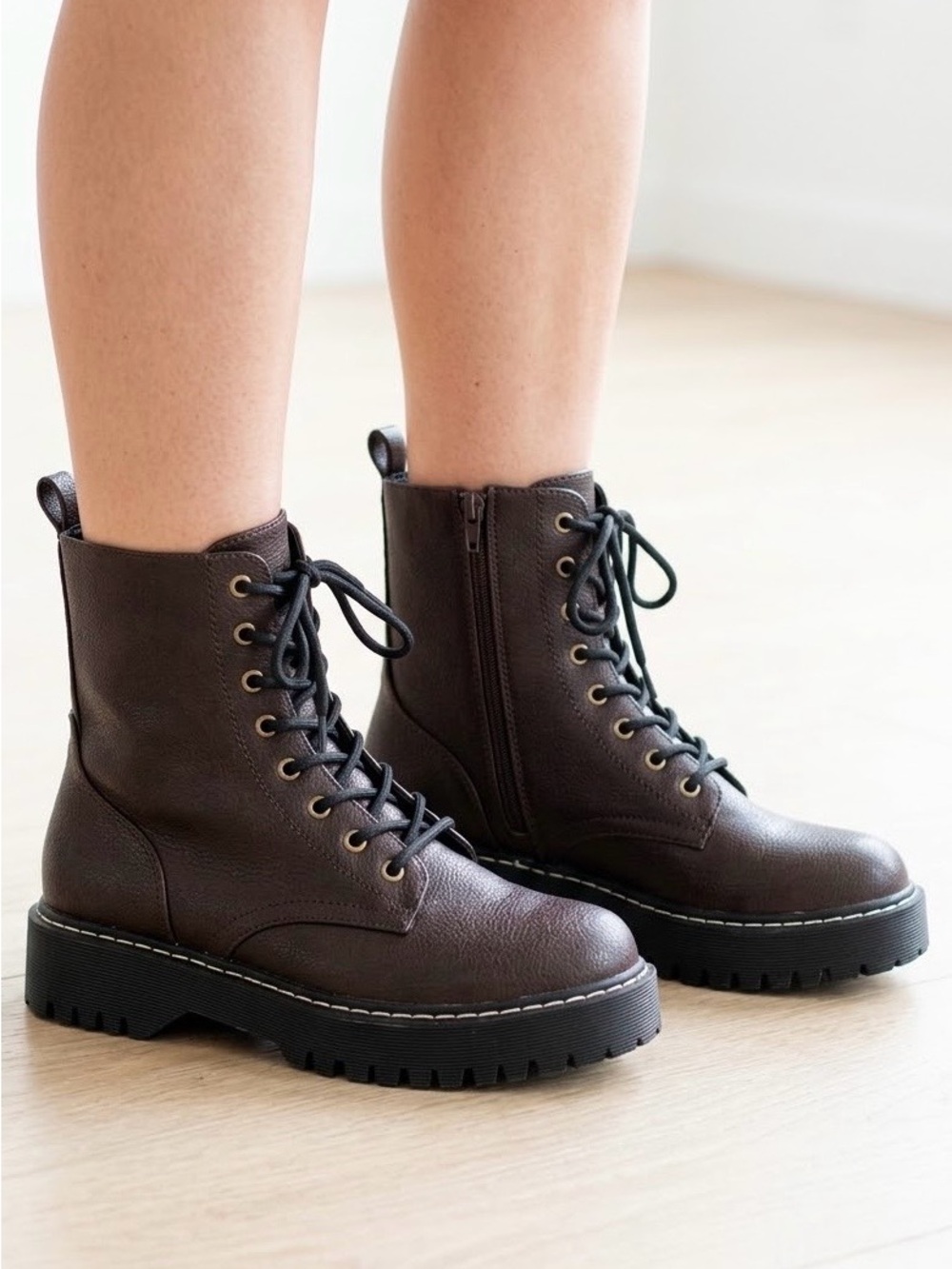 Sincerely Jules Harley Brown Faux Leather Lace Up Lug Sole Combat Boots 8.5 NWOT